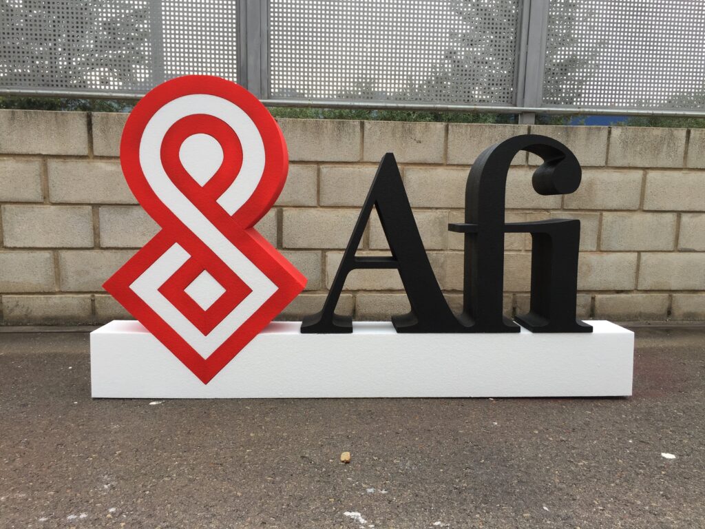 Letras de poliestireno para exterior