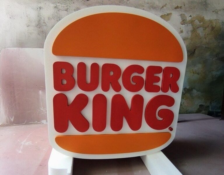 Letras de poliestireno para decoración comercial